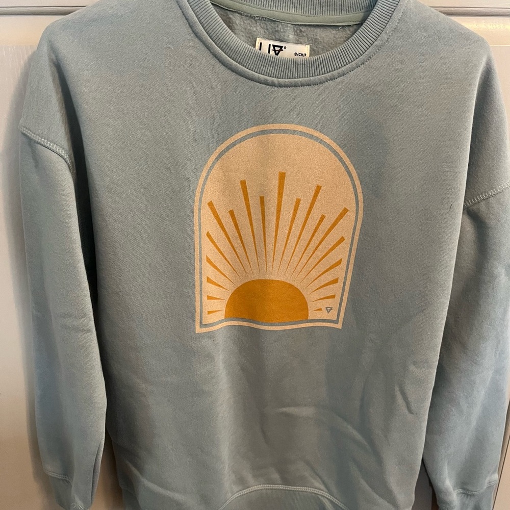 Super cute and comfy Crewneck sweatshirt  with Minimalist Sun Design